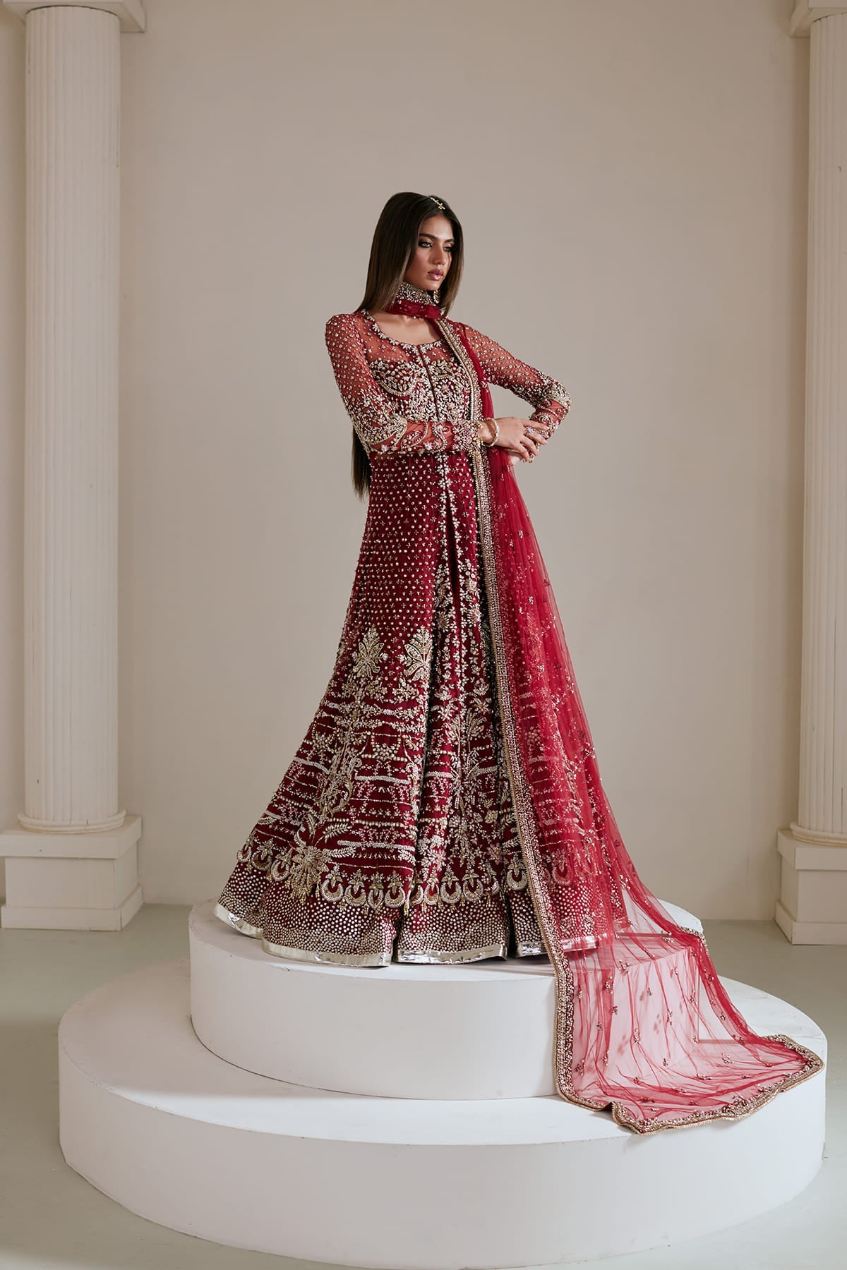 Saad Bin Shahzad Milaya – red zardozi and kamdani pishwas with flared lehenga from Lolita'25 – view 4
