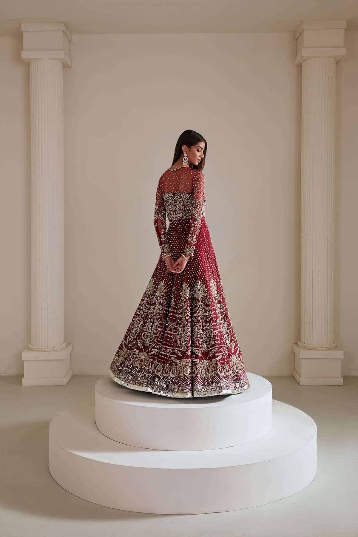 Saad Bin Shahzad Milaya – red zardozi and kamdani pishwas with flared lehenga from Lolita'25 – view 5