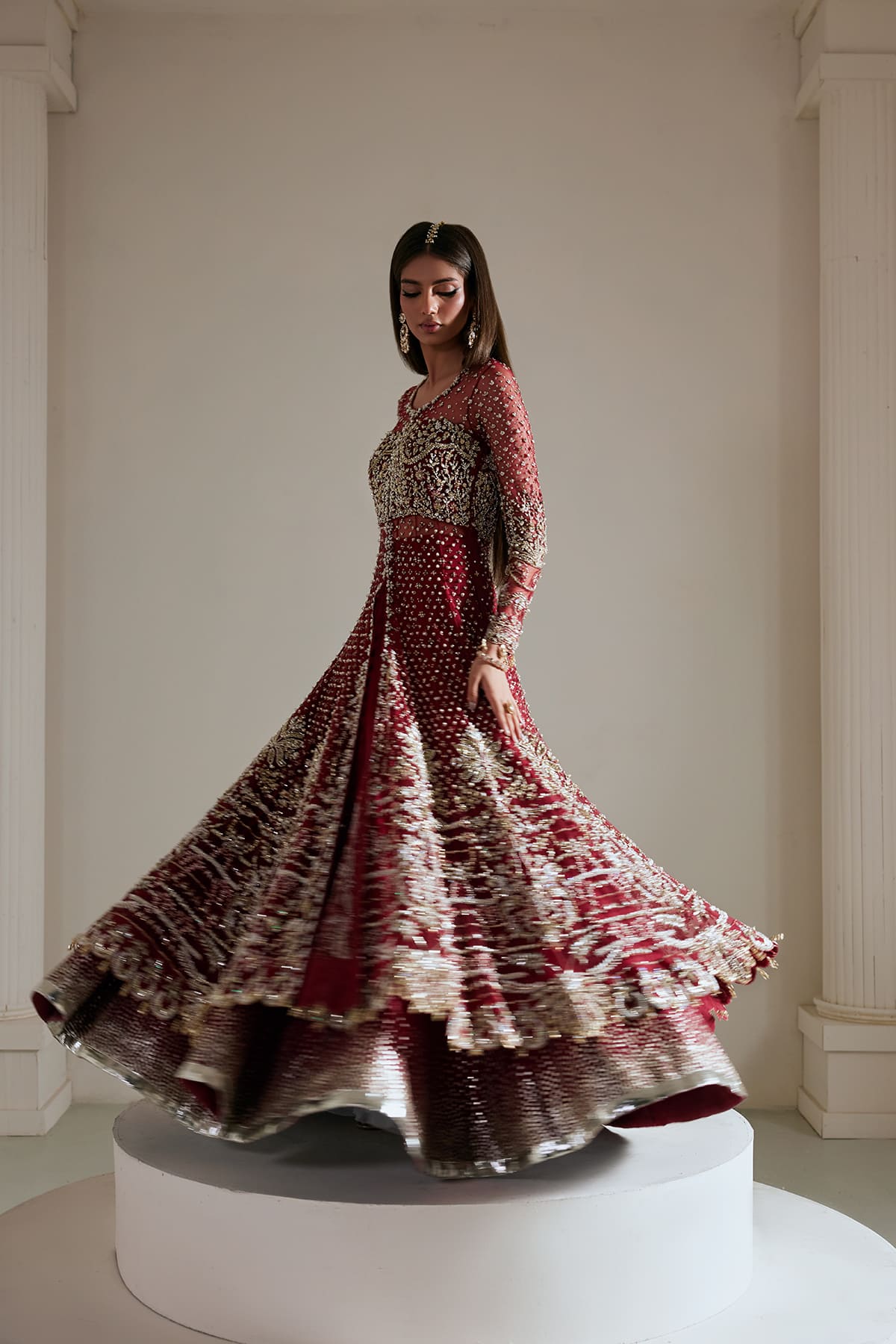 Saad Bin Shahzad Milaya – red zardozi and kamdani pishwas with flared lehenga from Lolita'25 – view 7
