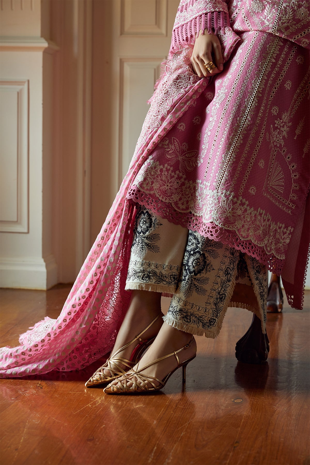 Saad Bin Shahzad Nazli – candy pink boring-embroidered lawn kurta with chunri chiffon dupatta from Summer Pret'26 – view 6