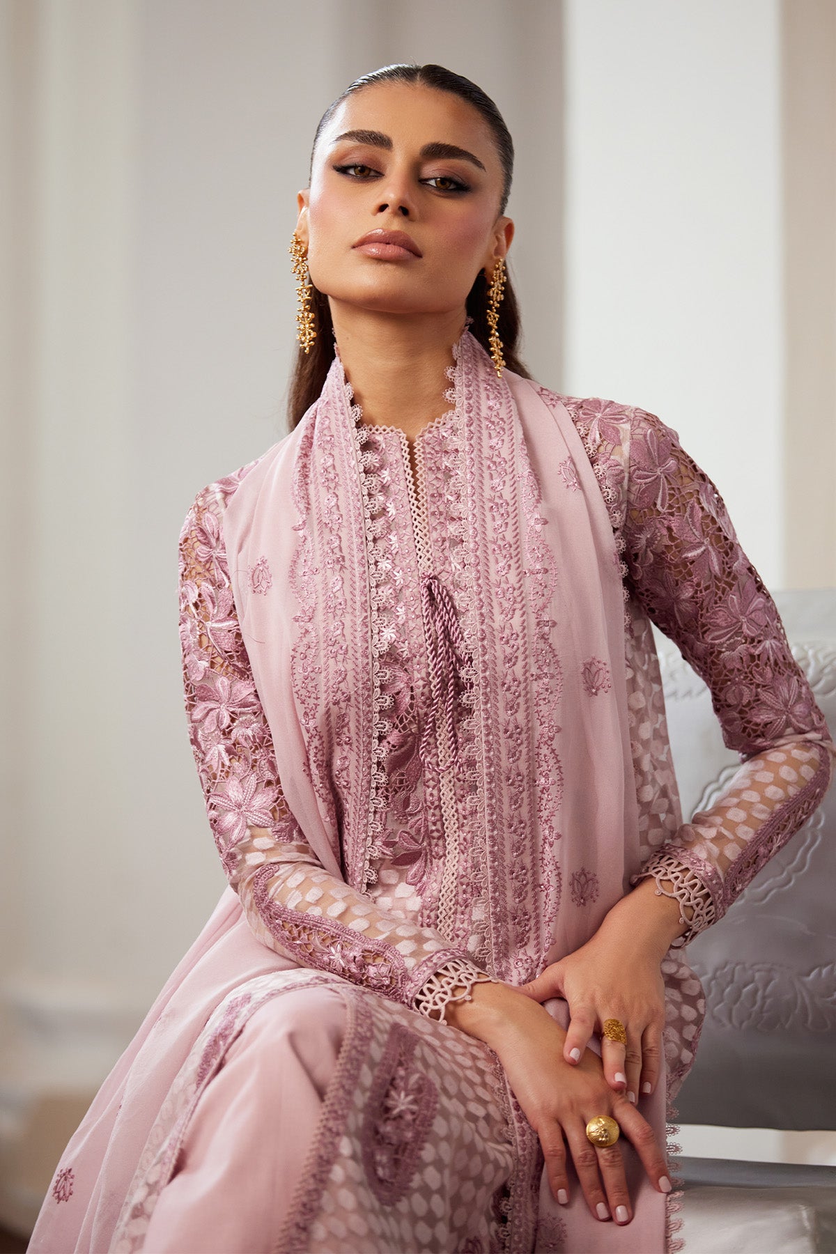 Saad Bin Shahzad Ferisha – dusty rose pink cutwork cotton organza front-open kurta from Depalpur – view 7