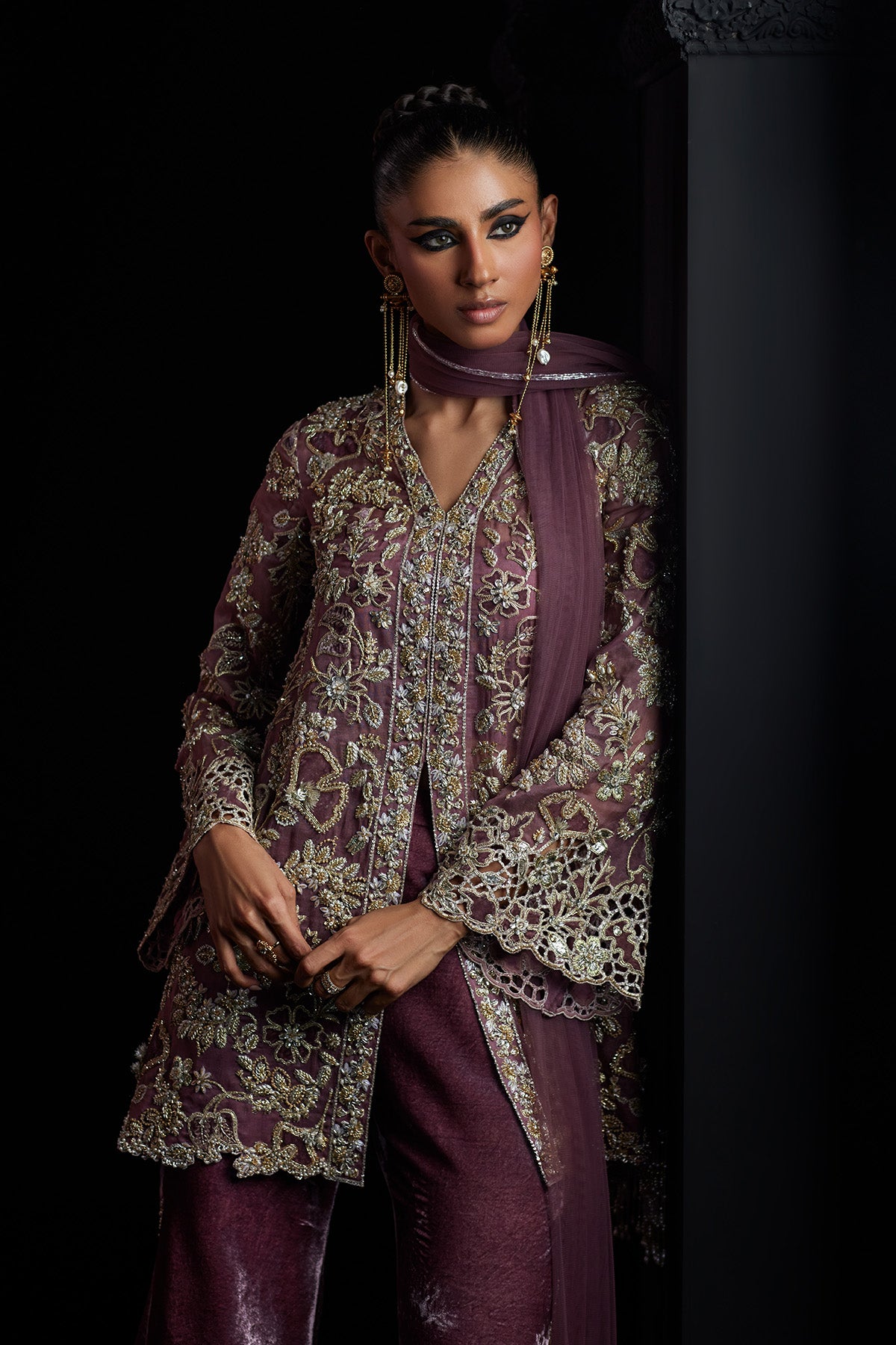 Saad Bin Shahzad Maram – rosewood embroidered jacket with velvet trousers from Chandni Bridal'26 – view 4