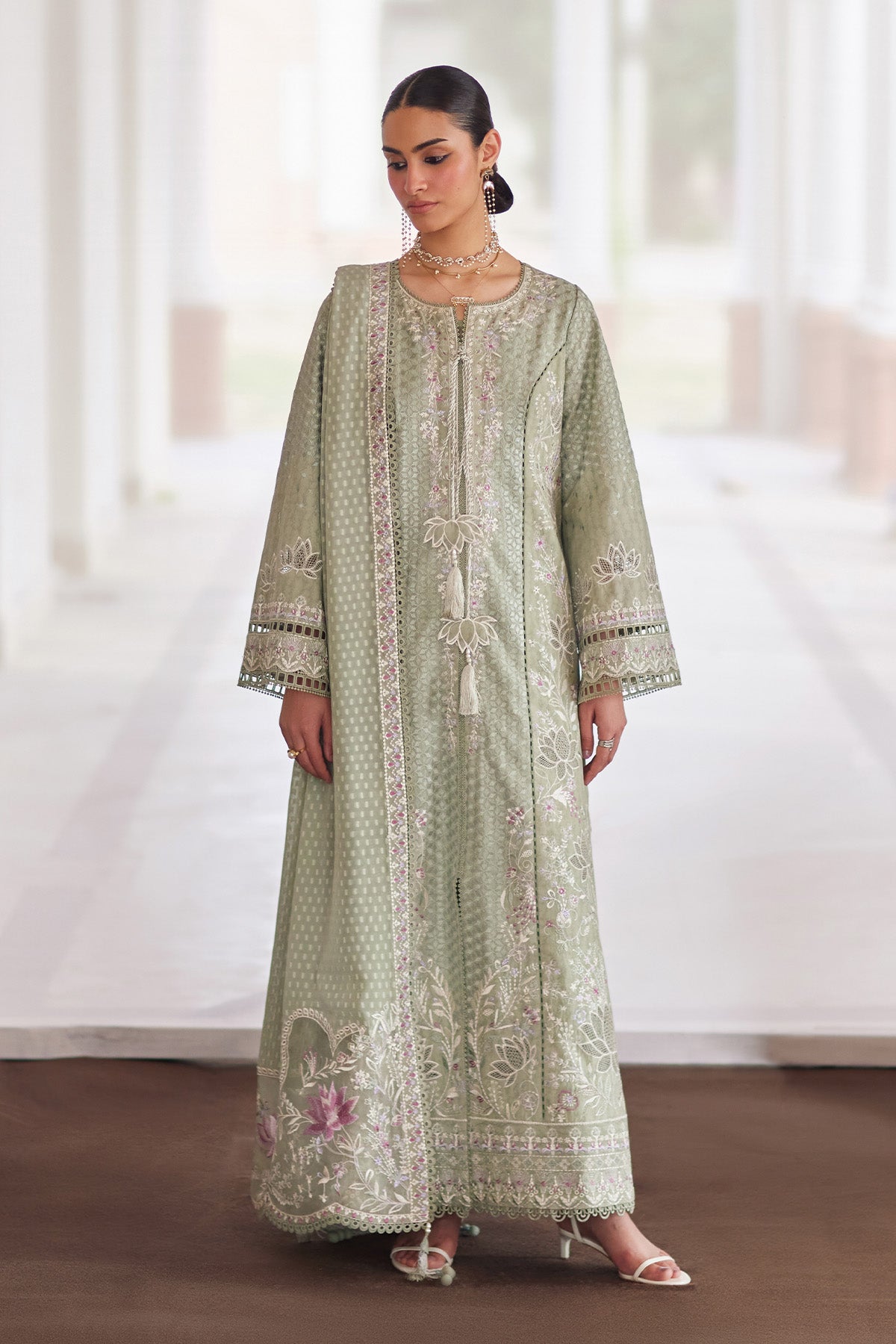 Saad Bin Shahzad Ruhab – sage green embroidered lawn kurta with culottes from Depalpur – view 4