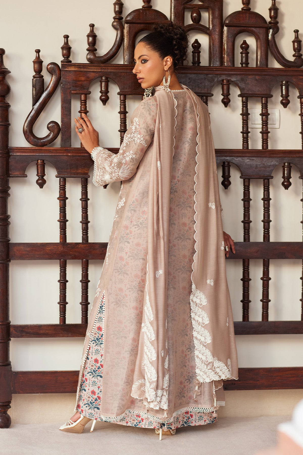 Saad Bin Shahzad Ayaal – soft beige resham-embroidered paper lawn kurta with trousers from Depalpur – view 6