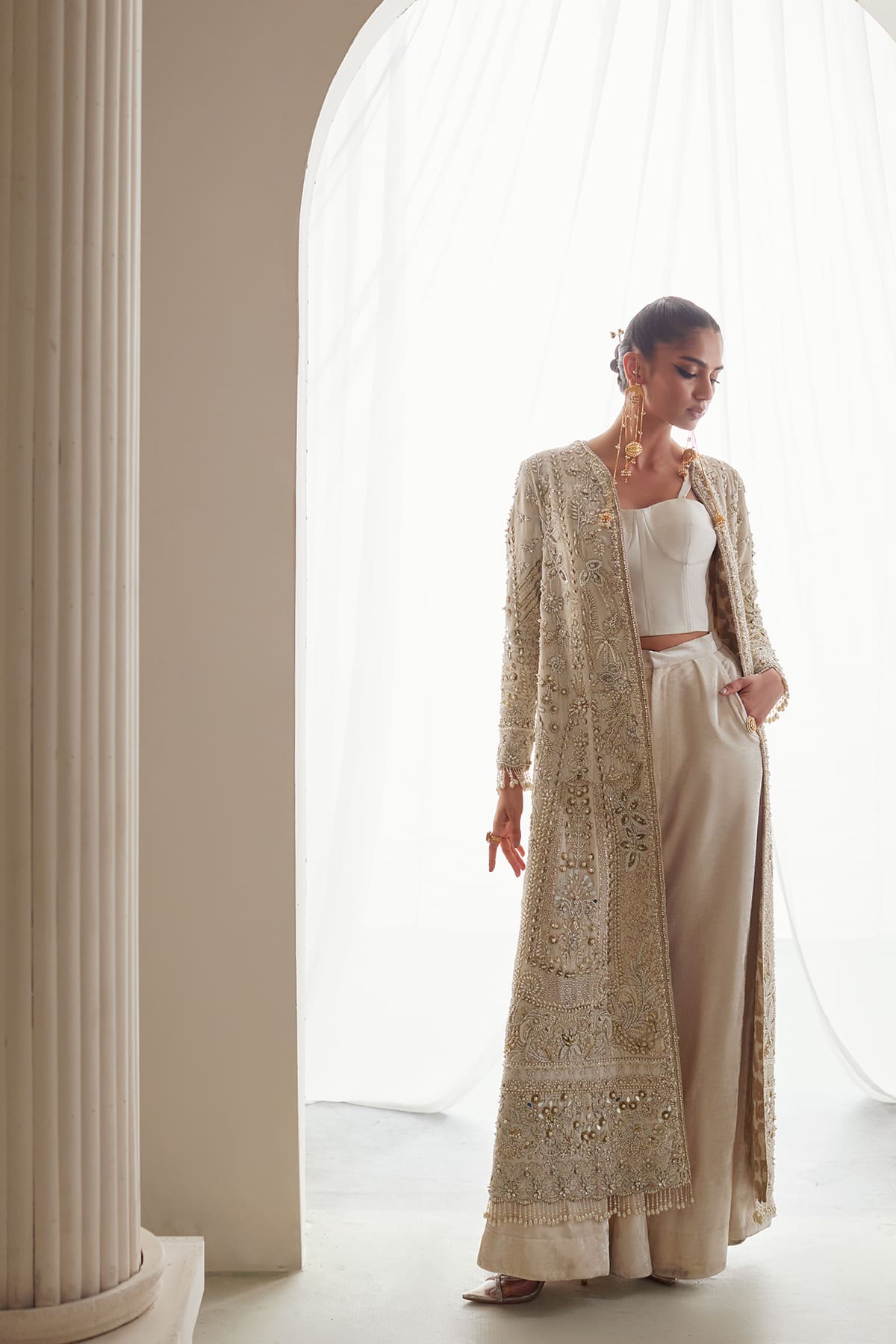 Saad Bin Shahzad Ava – off-white hand-embellished velvet jacket with corset and trousers from Lolita'25 – view 2