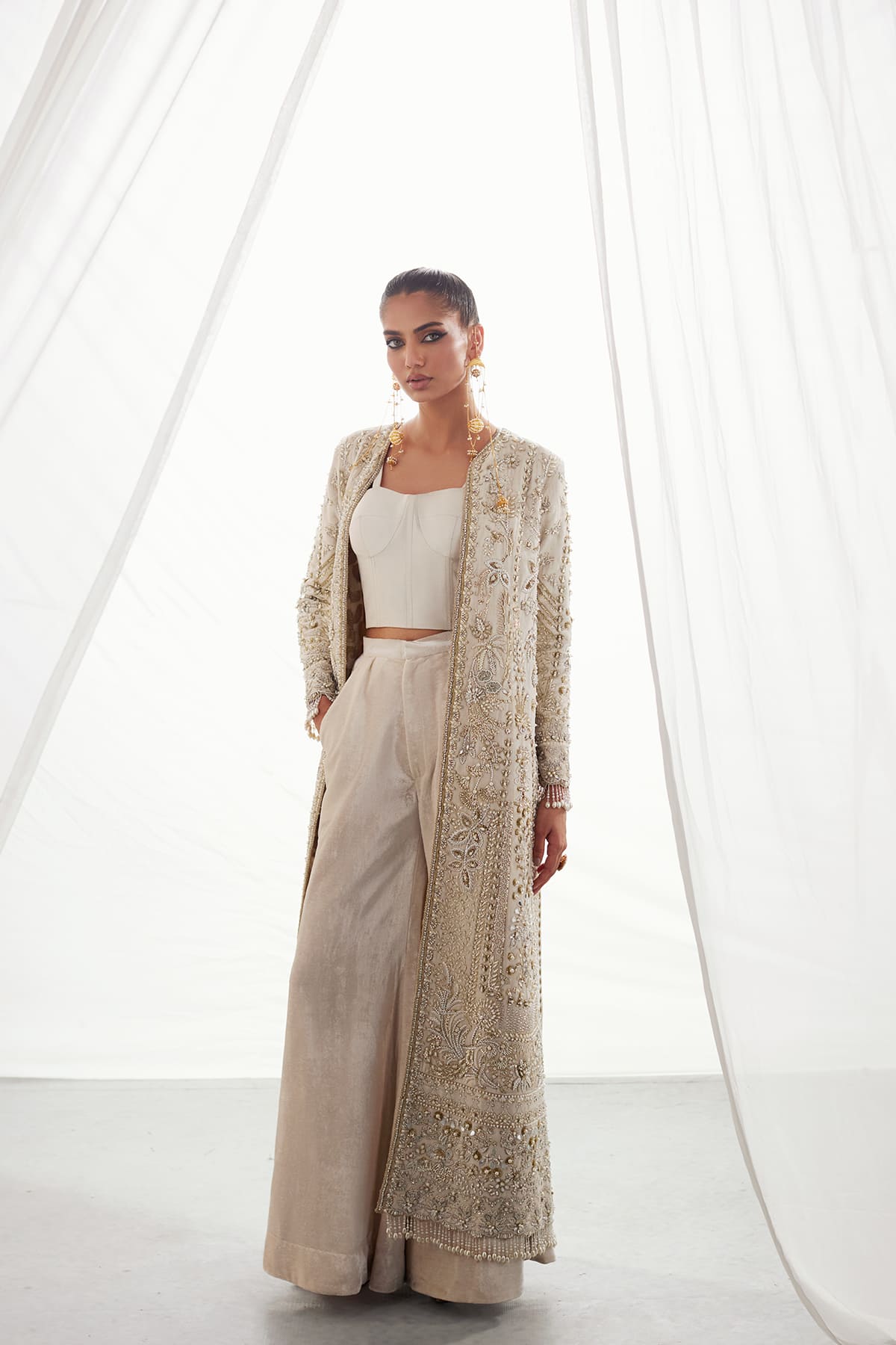 Saad Bin Shahzad Ava – off-white hand-embellished velvet jacket with corset and trousers from Lolita'25 – view 5