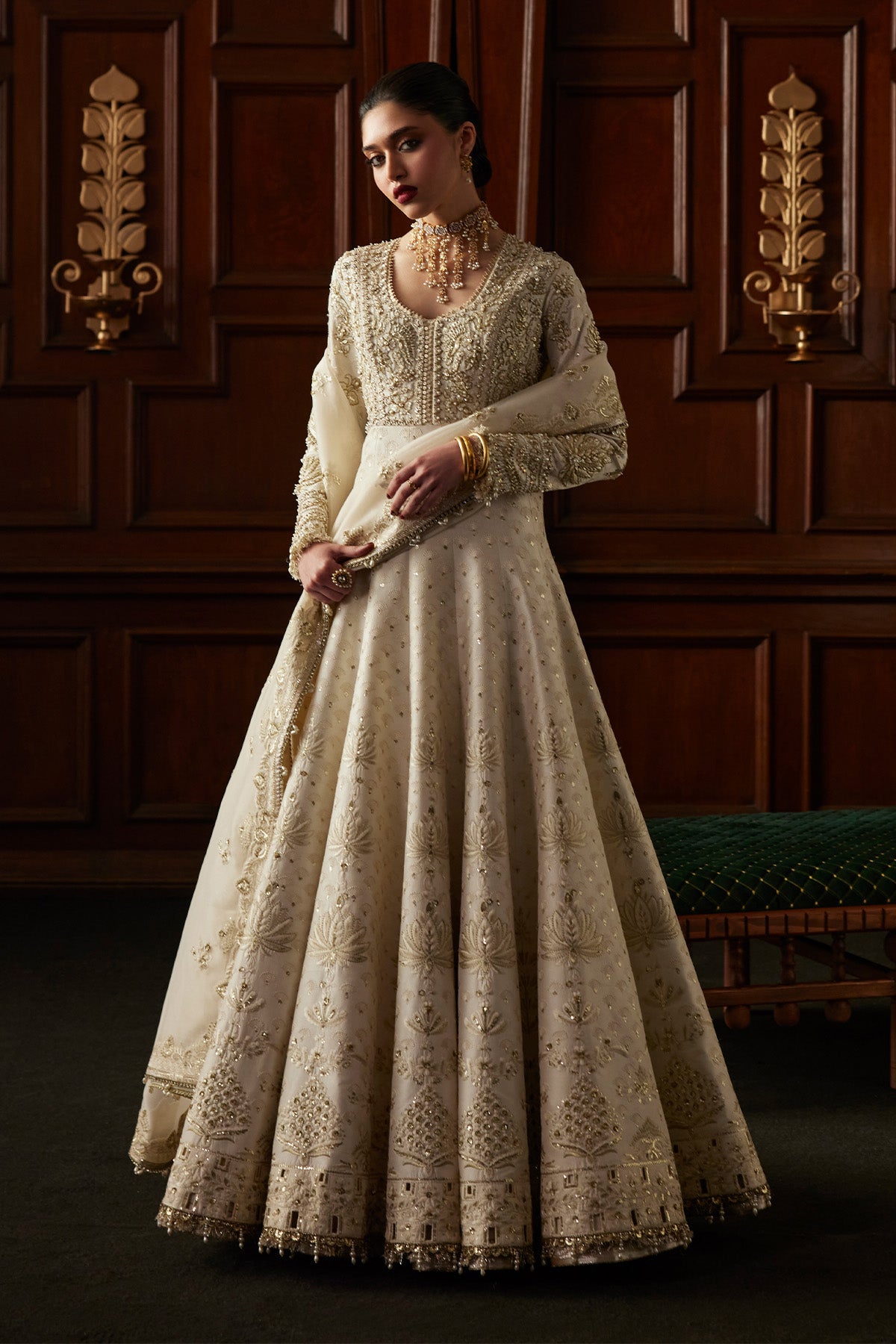 Saad Bin Shahzad Ovia – off-white resham-embroidered raw silk pishwas with lehenga from El Veneto Luxury Formals – view 4