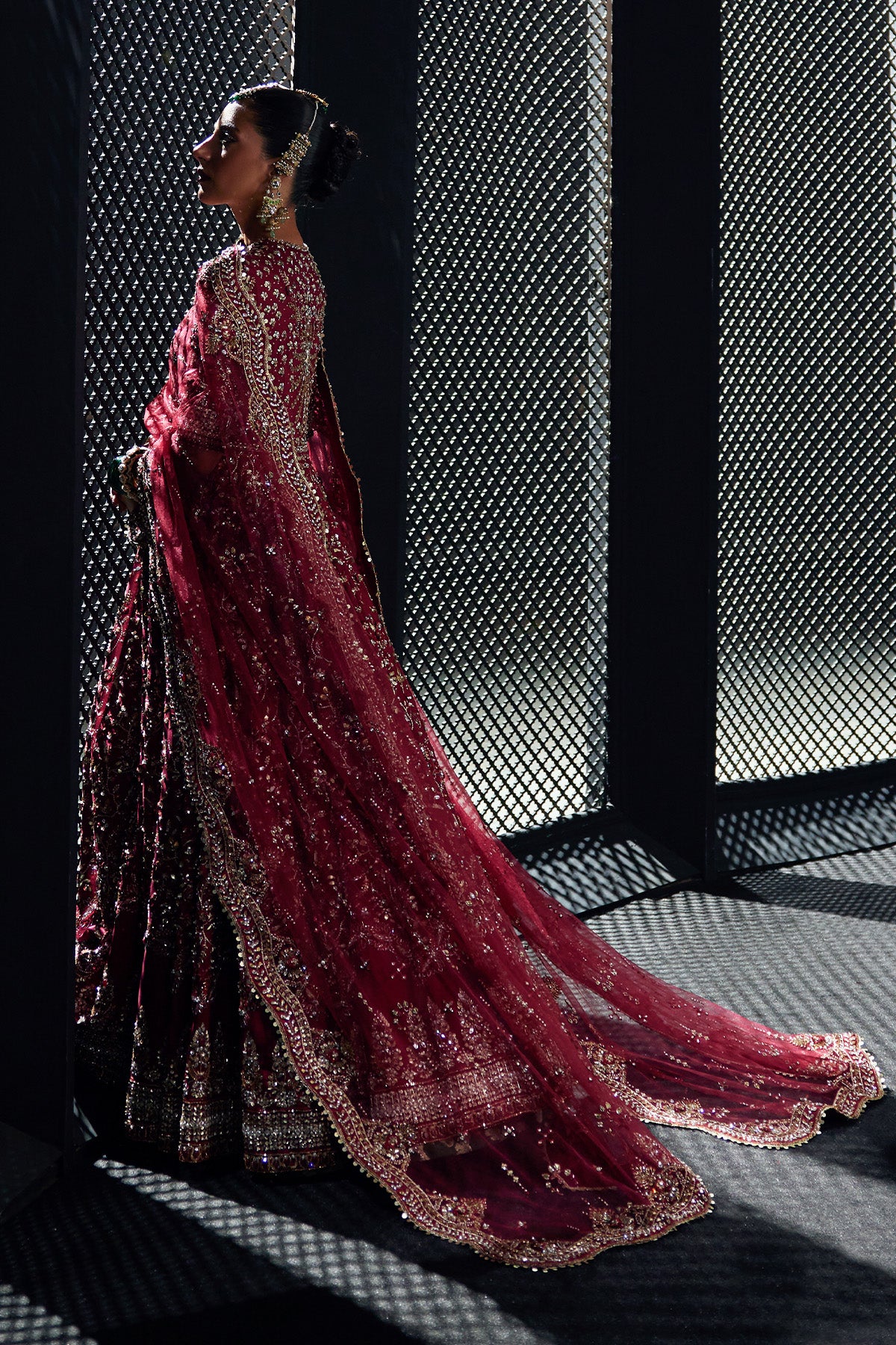 Saad Bin Shahzad Lamia – crimson embroidered pishwas with bottle green jamawar lehenga from Chandni Bridal'26 – view 5