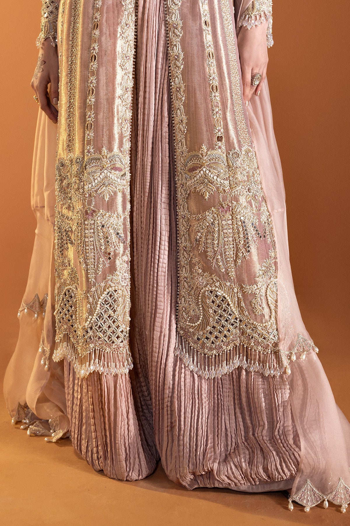 Saad Bin Shahzad Rossy – blush pink tissue shirt with sharara from Lolita'24 – view 5