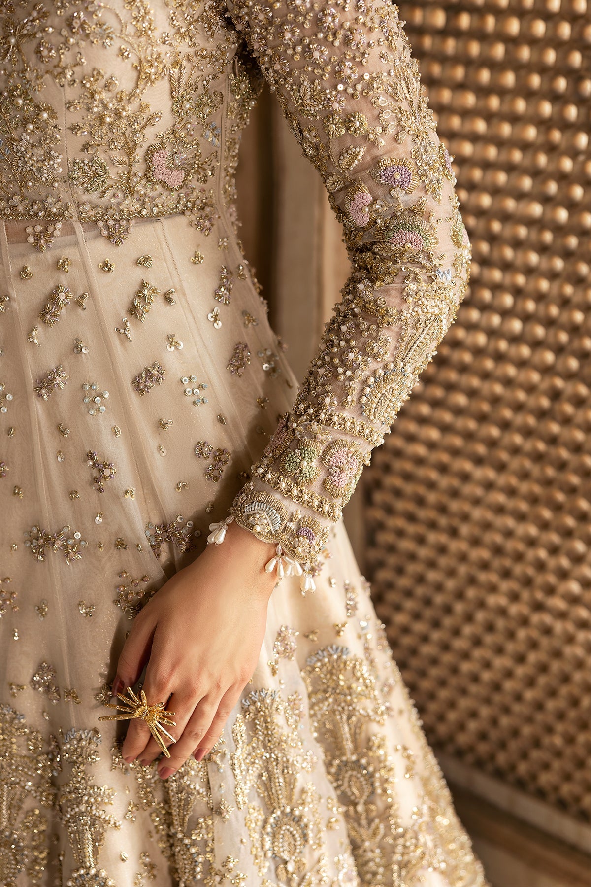 Saad Bin Shahzad Zaura – off-white zardozi kalidar with farshi lehenga from Sona Gachi Bridals'24 – view 5