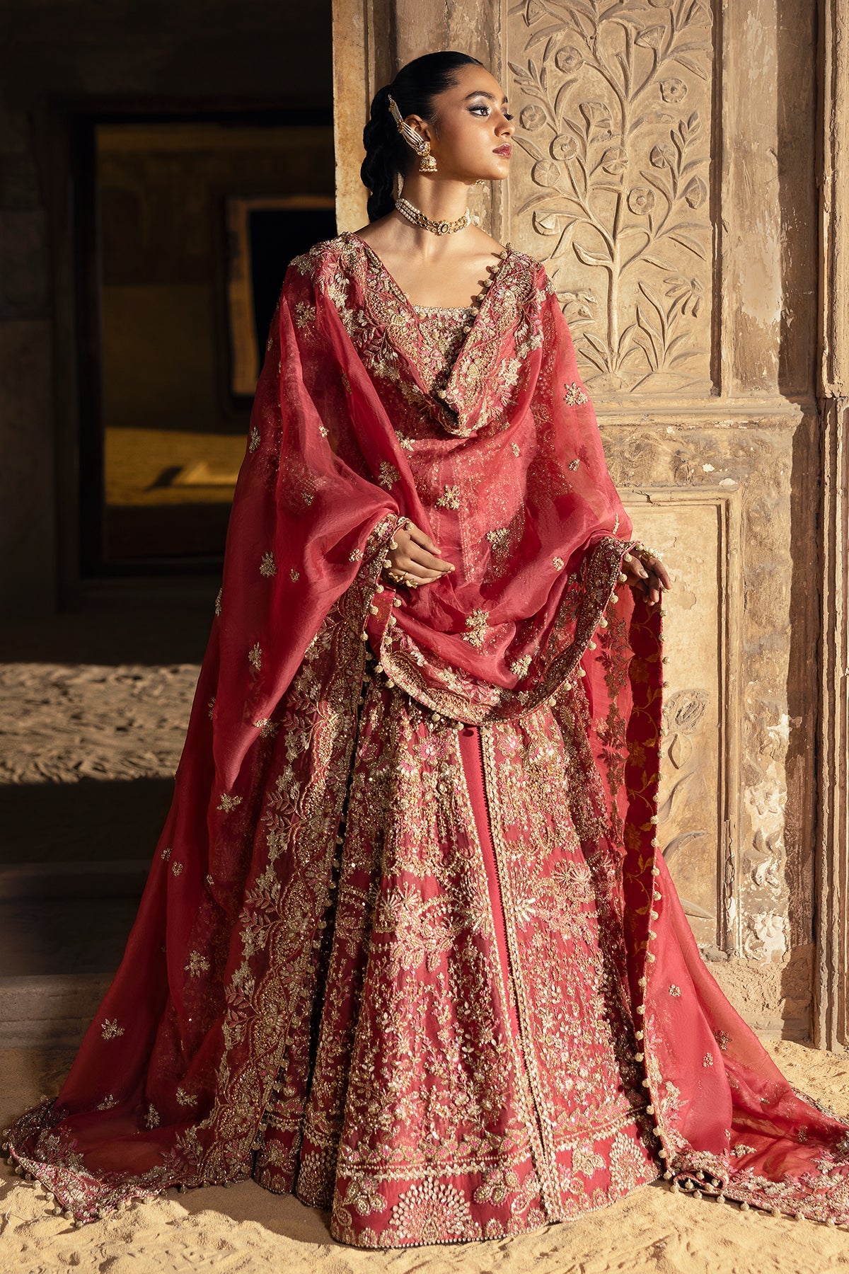 Saad Bin Shahzad Inara – mulberry pink handworked bridal pishwas from Sona Gachi Bridals'24 – view 18