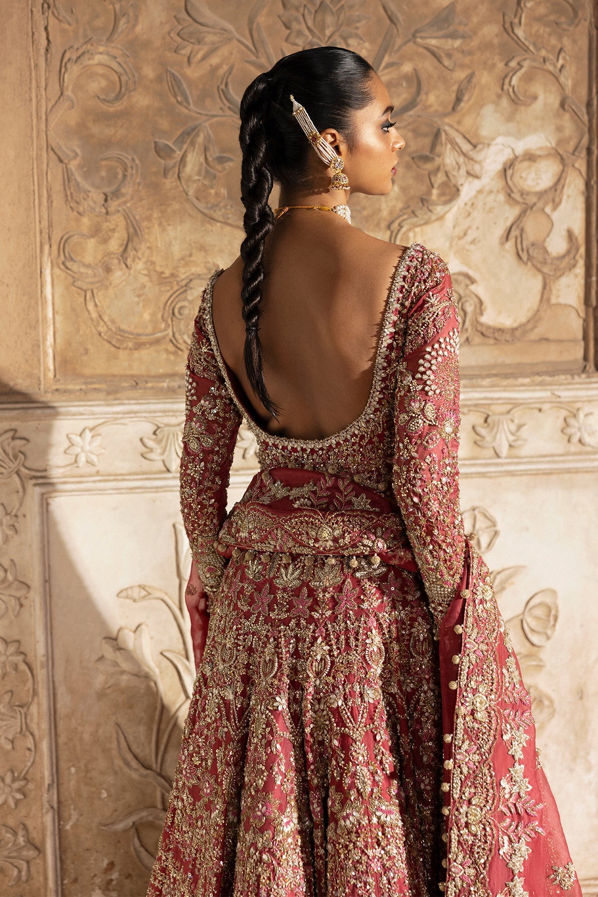 Saad Bin Shahzad Inara – mulberry pink handworked bridal pishwas from Sona Gachi Bridals'24 – view 13