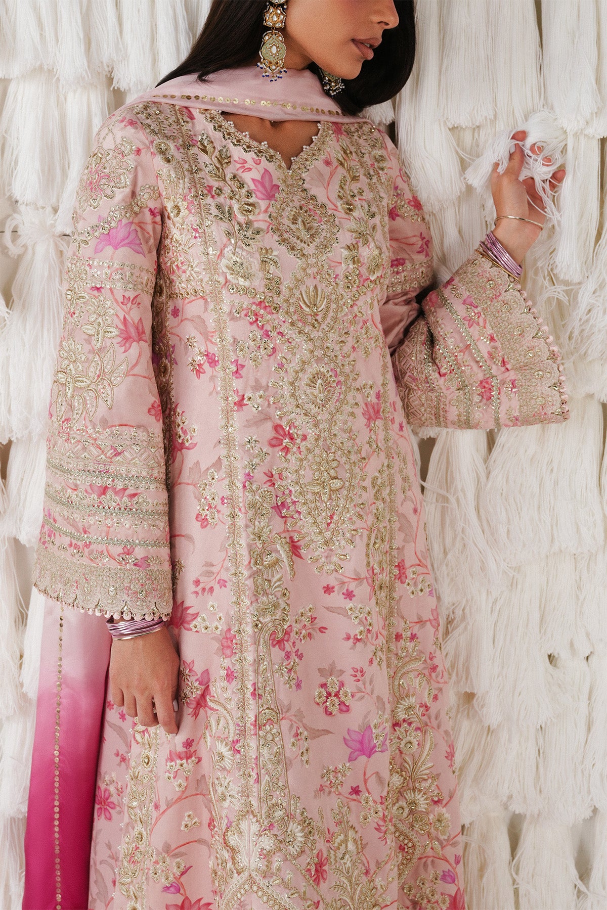 Saad Bin Shahzad Azva – baby pink printed velvet kurta with gold embroidery from Festive Pret'26 – view 3