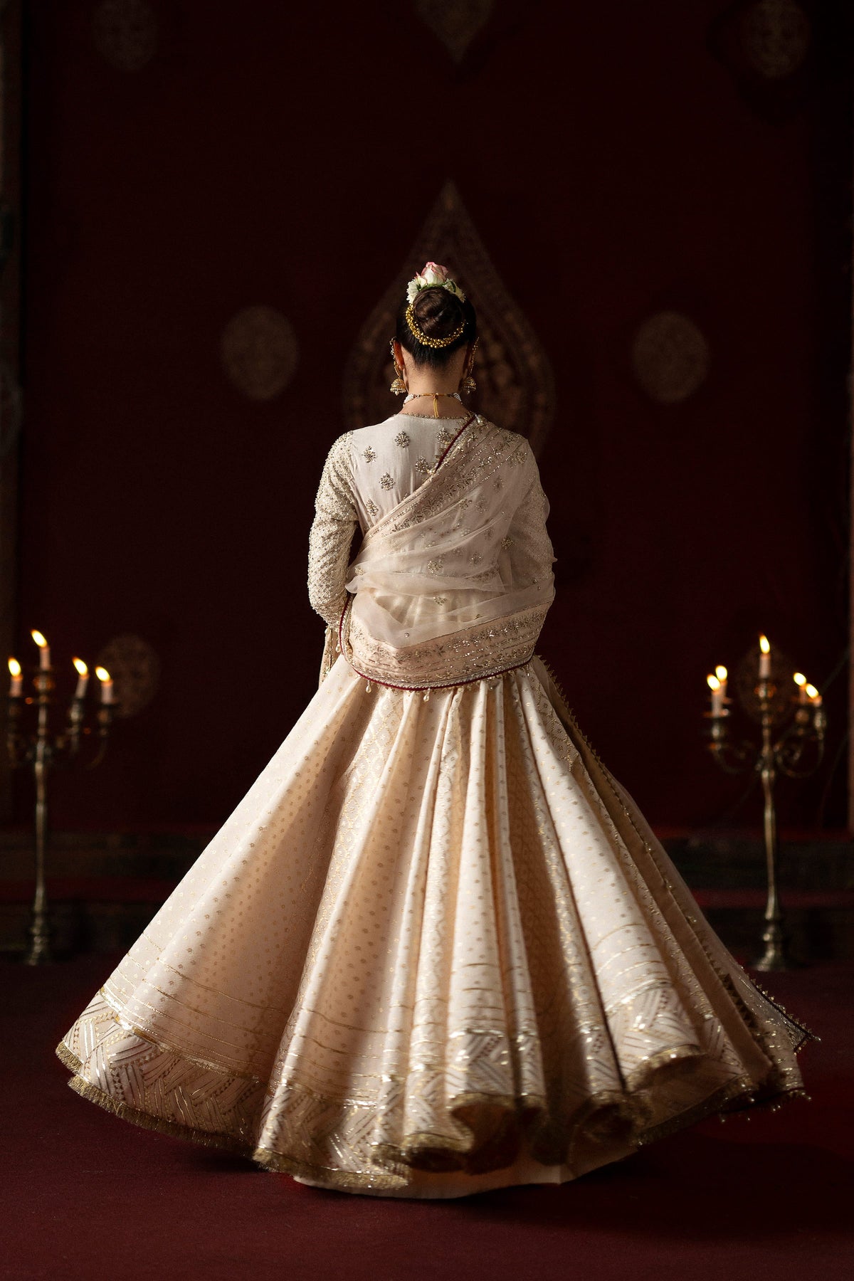 Saad Bin Shahzad Eyana – blush white hand-embellished pishwas with organza dupatta from LAAVNI'25 – view 7
