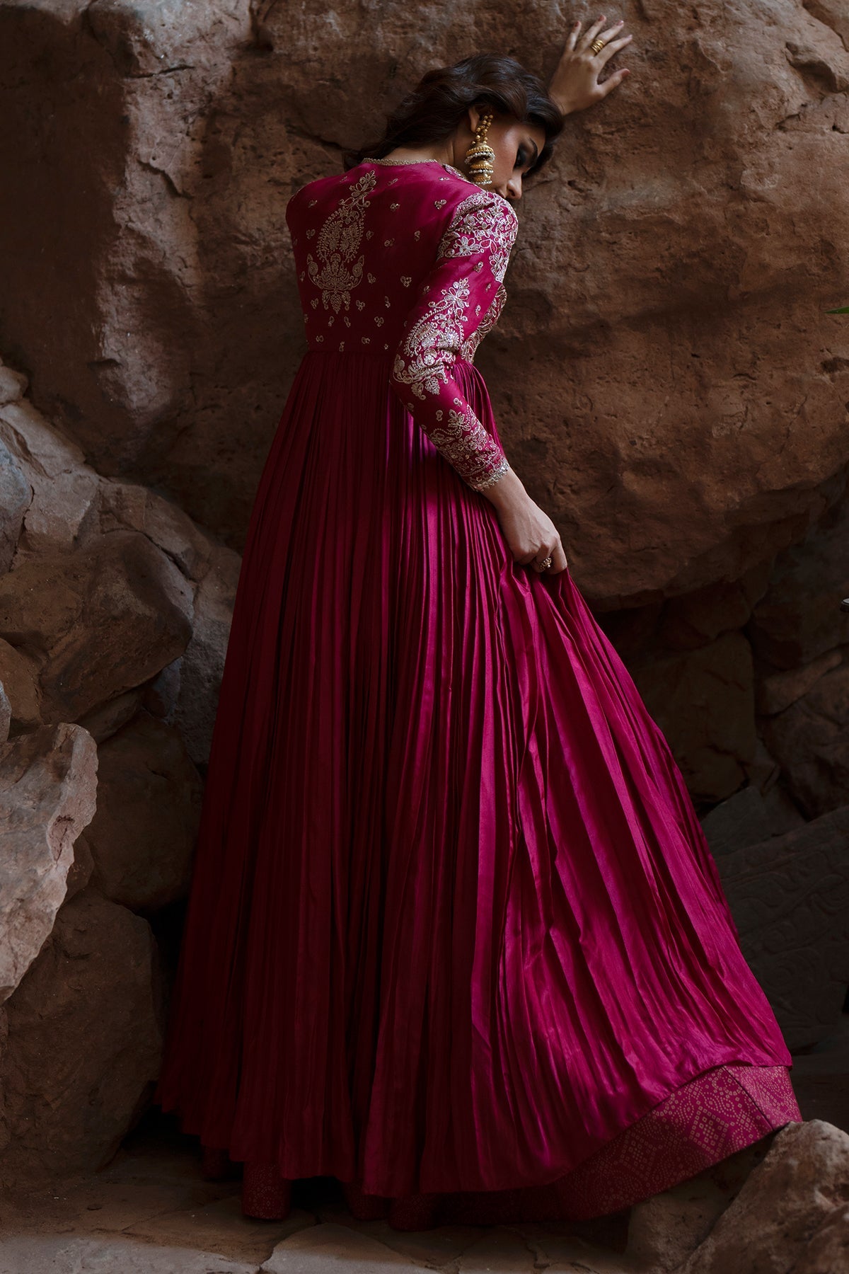Saad Bin Shahzad Mahnaz – raspberry pink tila-embroidered silk pishwas with printed lehenga from Silk'25 – view 2