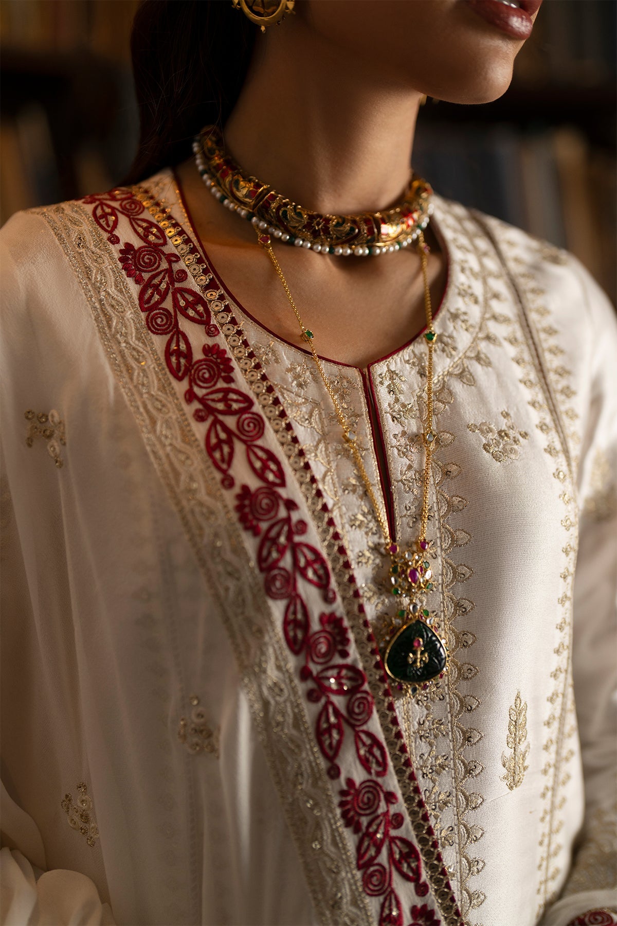 Saad Bin Shahzad Zyra – off-white gold-embroidered tussar silk kurta with culottes from Silk'25 – view 7
